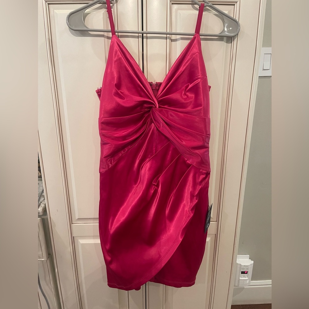 Lulu's Strapless Fuchsia Satin Dress